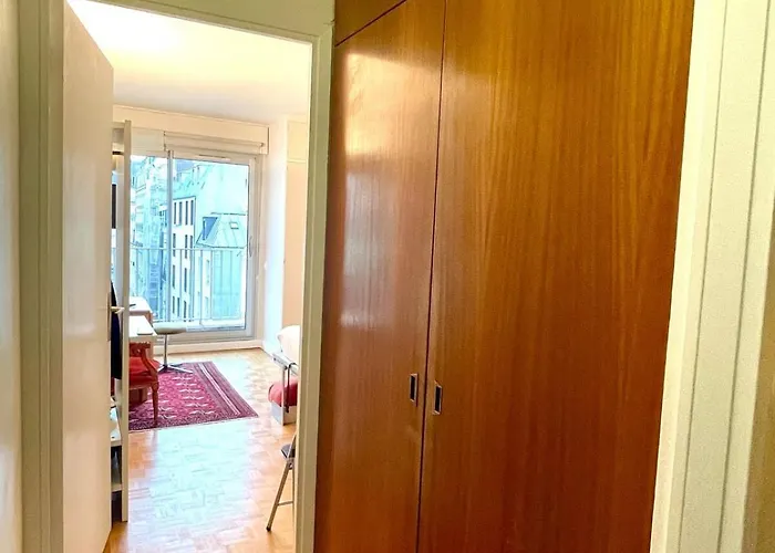 Parc Monceau - Chez Amelie * Paris